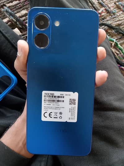 Tecno Spark Go3    4 128.
