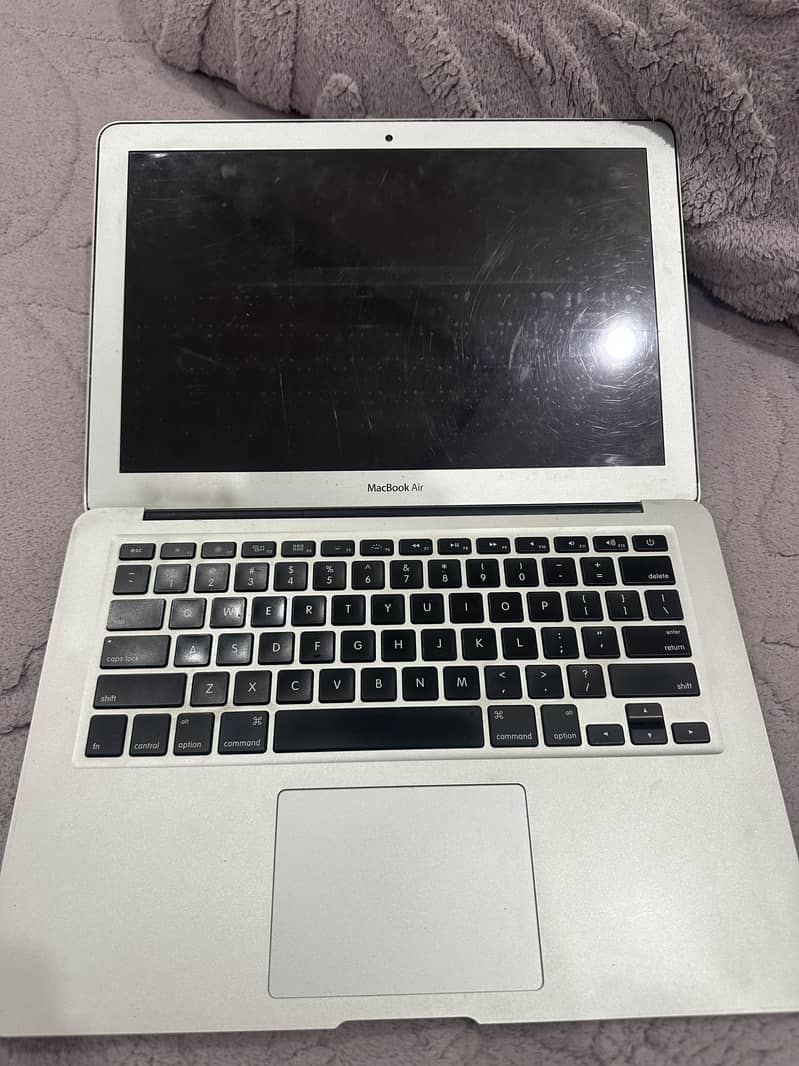 Macbook air 1