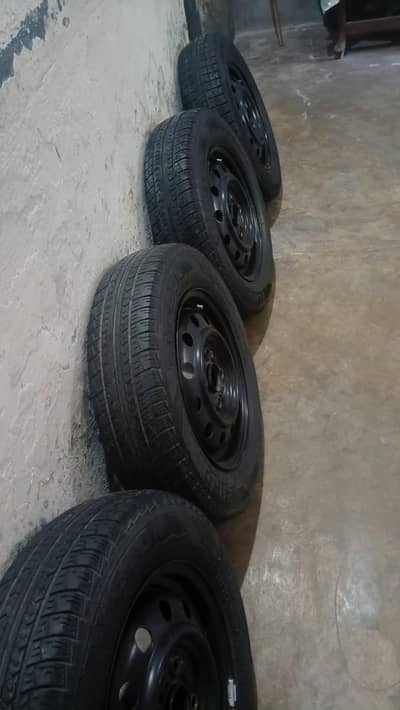 suzuki alto genuine rim and tyre for sale 145/80/13