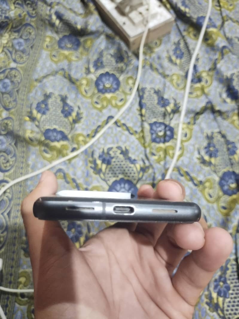 Google Pixel 7 5