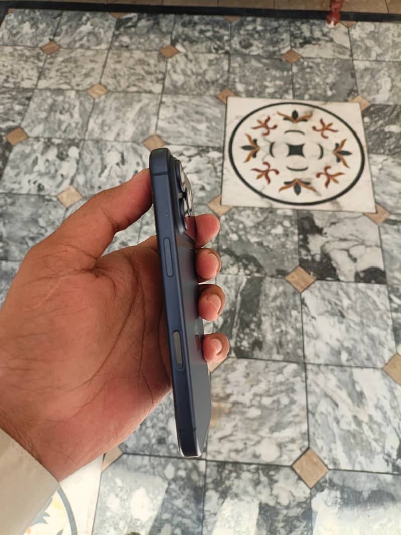 Apple iPhone 17 Pro 5