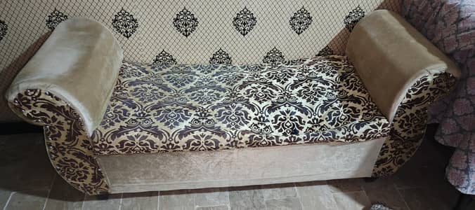 sofa sethi
