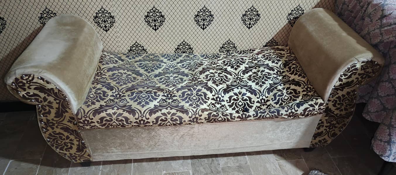 sofa sethi 0