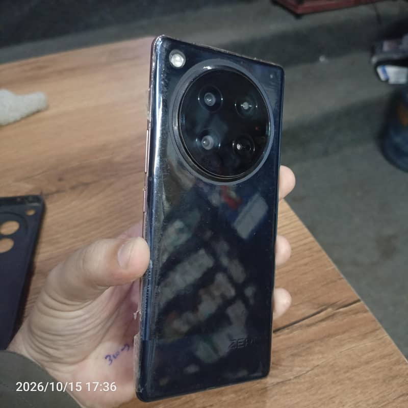 Infinix Zero 40 2