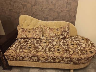 Dewan for sale