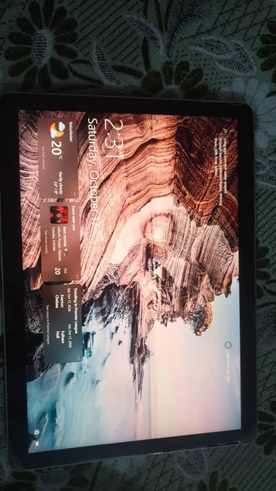Microsoft Surface Go 2 8 gb ram 128  ssd