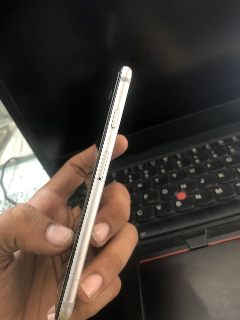 Apple iPhone 6 1