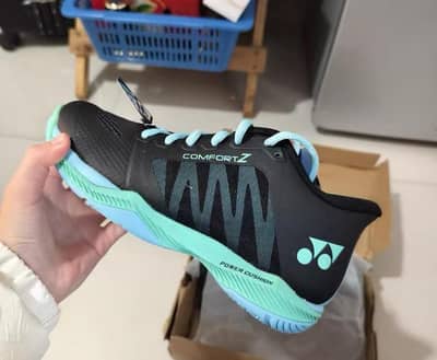 Yonex Badminton Shoes, Premium Sporty Look