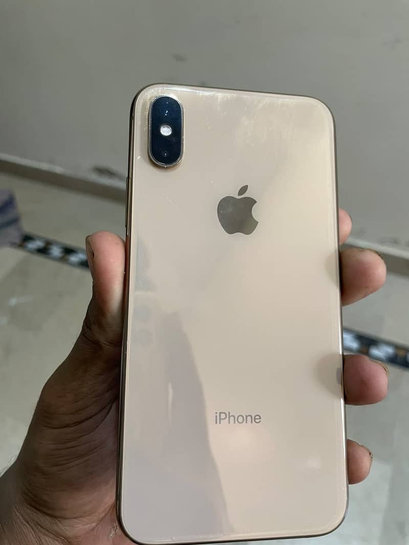 Apple iPhone XS 6