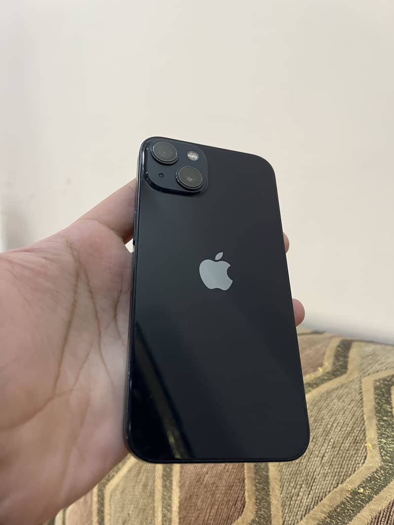 Apple iPhone 13 7