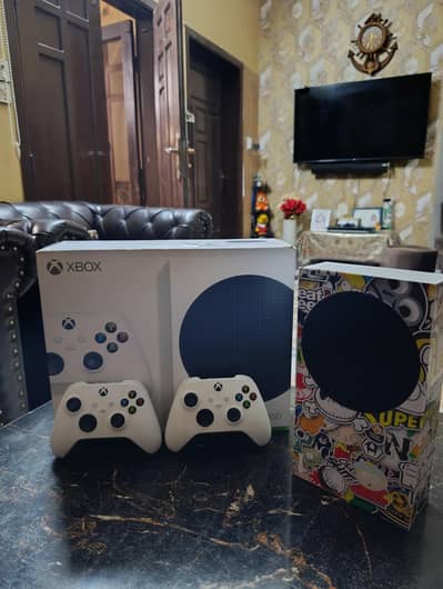 XBOX SERIES S NEW urgent sale