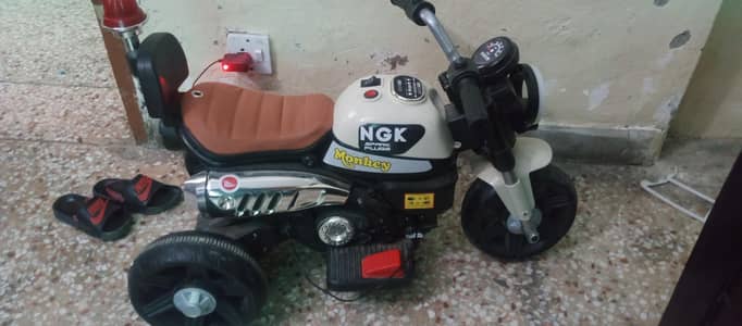 charging bike for kids age from 2 to 7 years