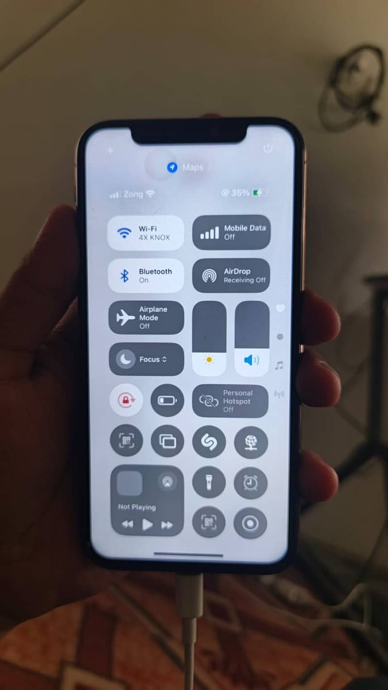 Apple iPhone XS 5