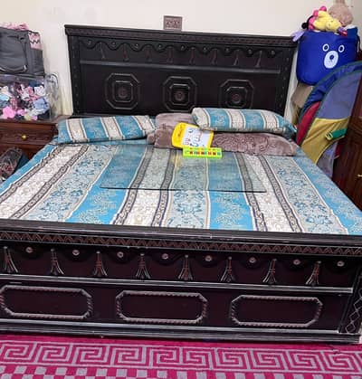 King size bed