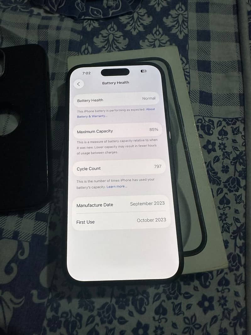 Apple iPhone 15 2