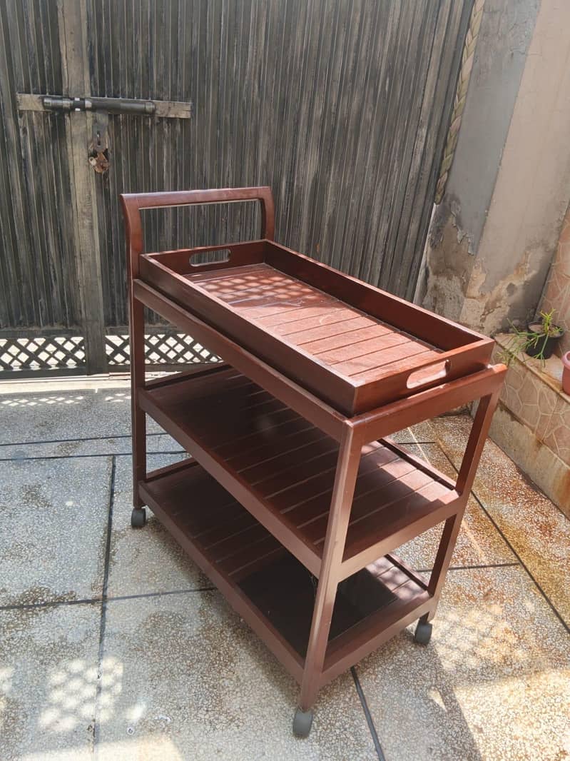 Tea trolley 1