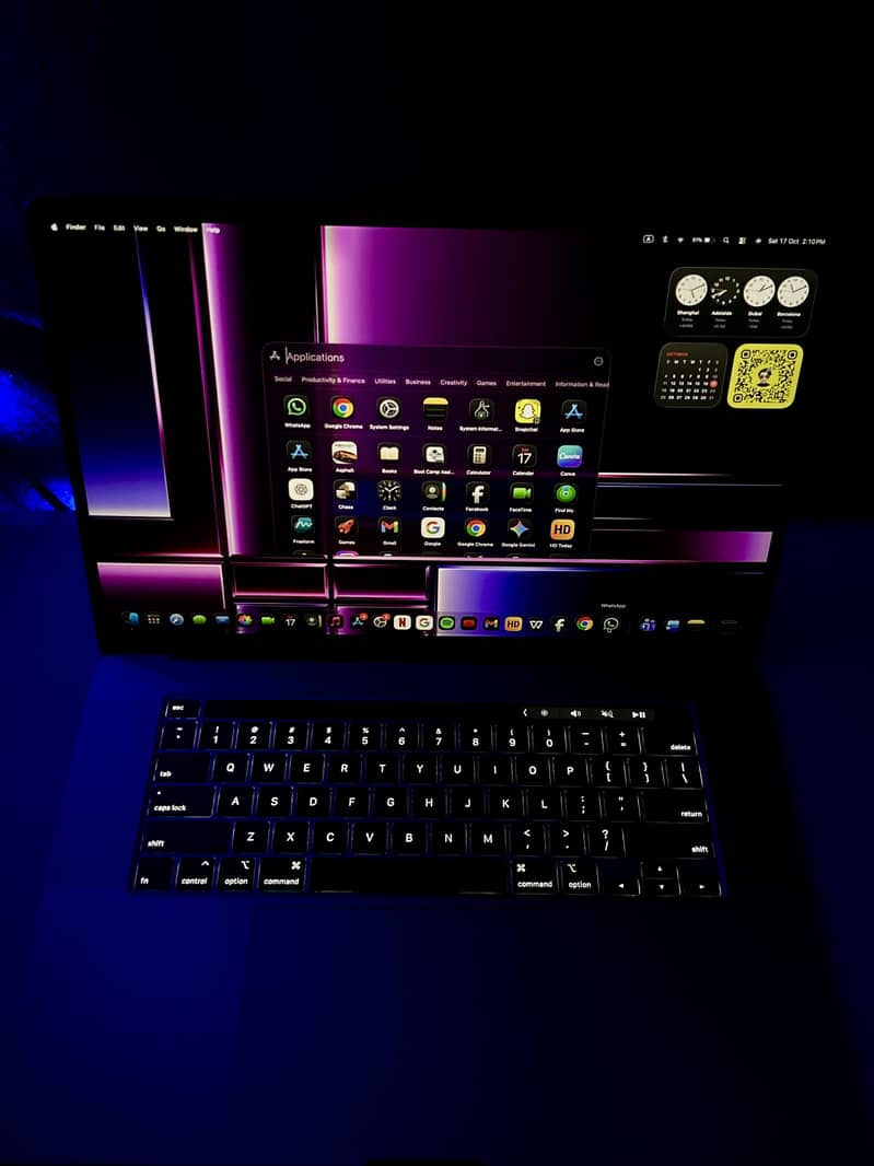 MacBook Pro 1