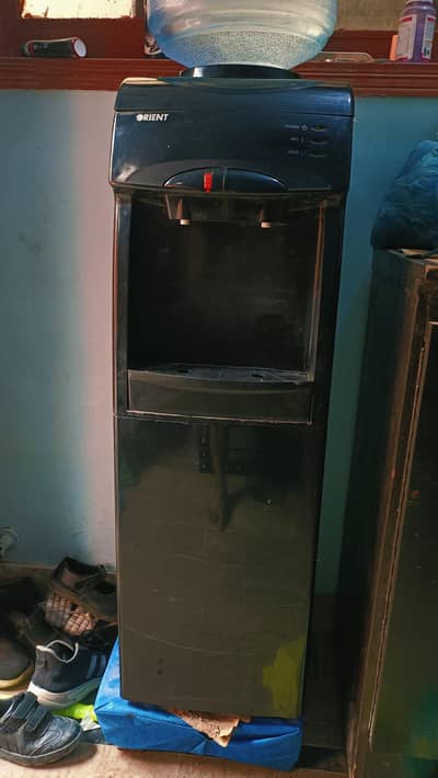 Water dispenser urgent sale