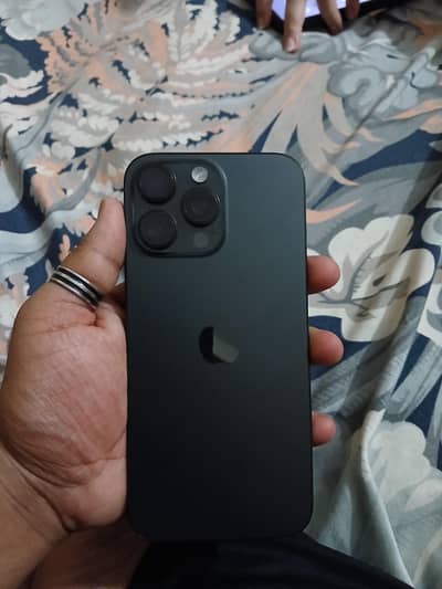 Apple iPhone 16 Pro Max