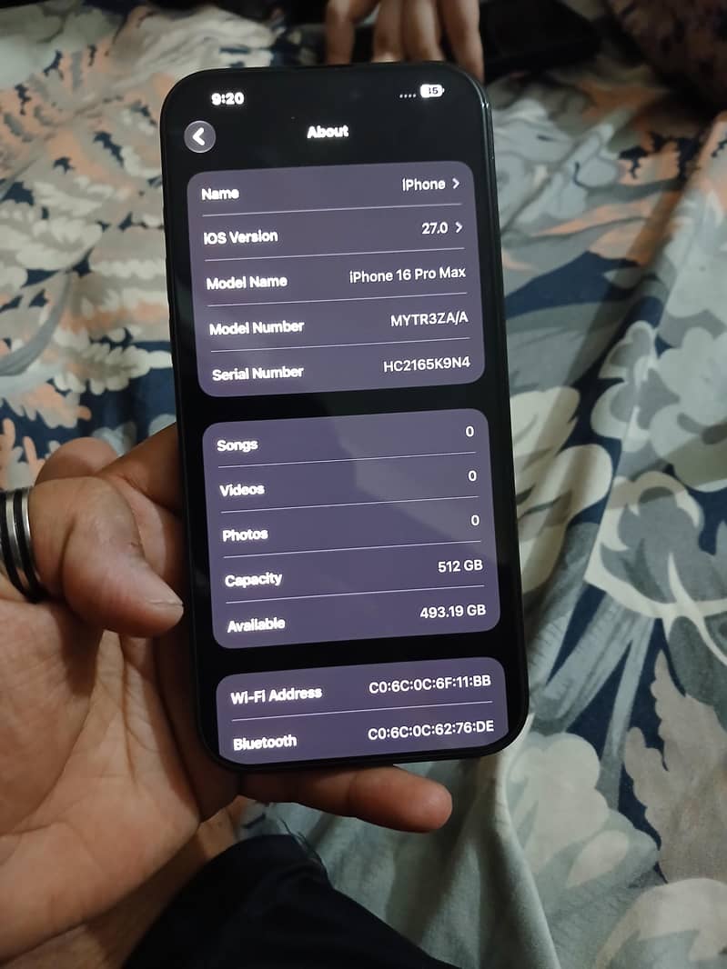 Apple iPhone 16 Pro Max 3