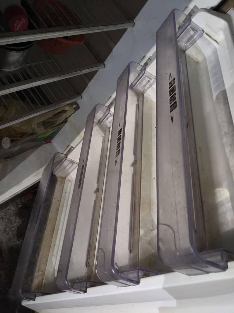 dawlance fridge 4