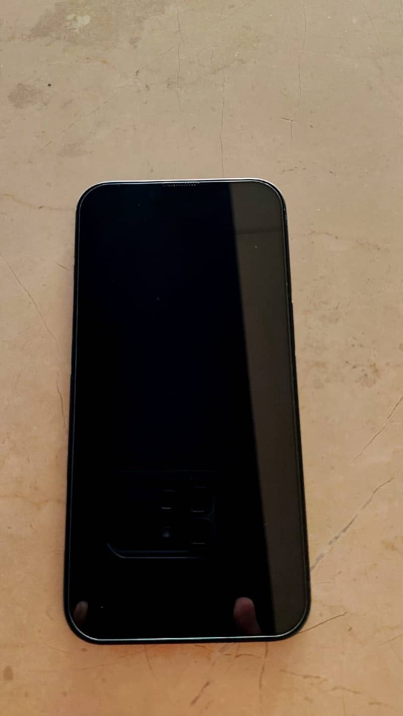 Apple iPhone 13 4