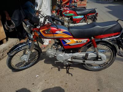 Honda CD 70 lush condition zabardast bike