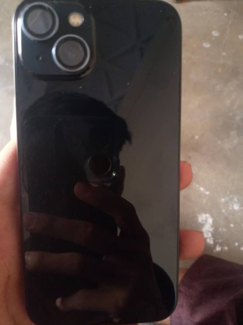 Apple iPhone 13 1