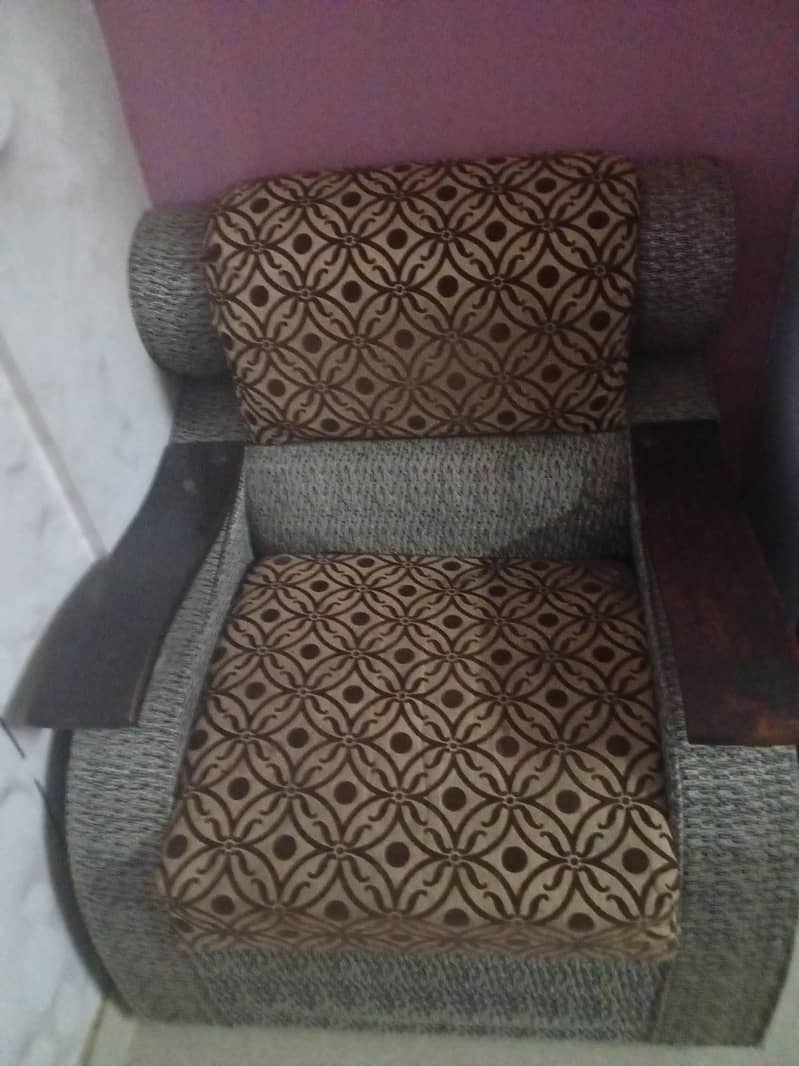 5seter sofa seat 1