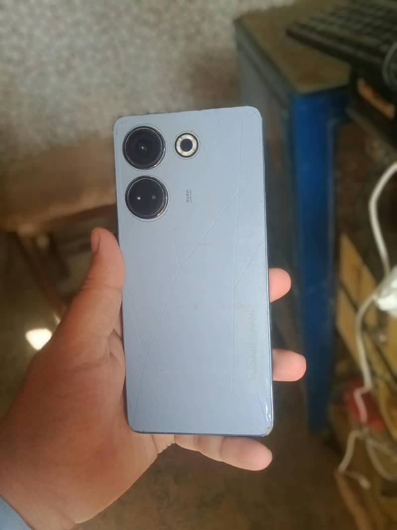 Tecno CAMON 20 Pro 7