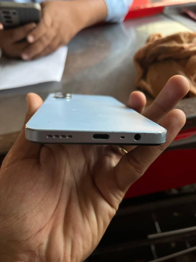 Realme Note 60 2