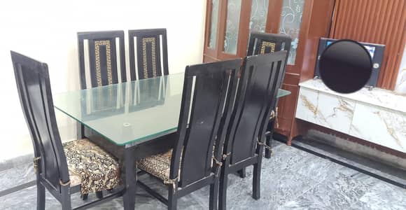 Dining Table For Sale In Good Condition 0321 4156889 WhatsApp