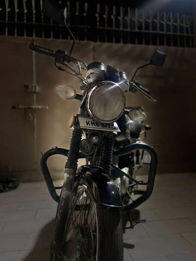 Suzuki GS150 2018