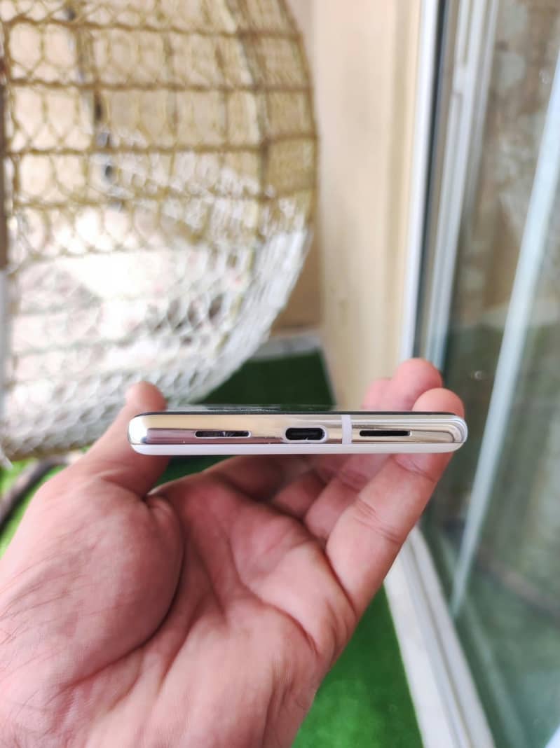 Google Pixel 6 Pro 7