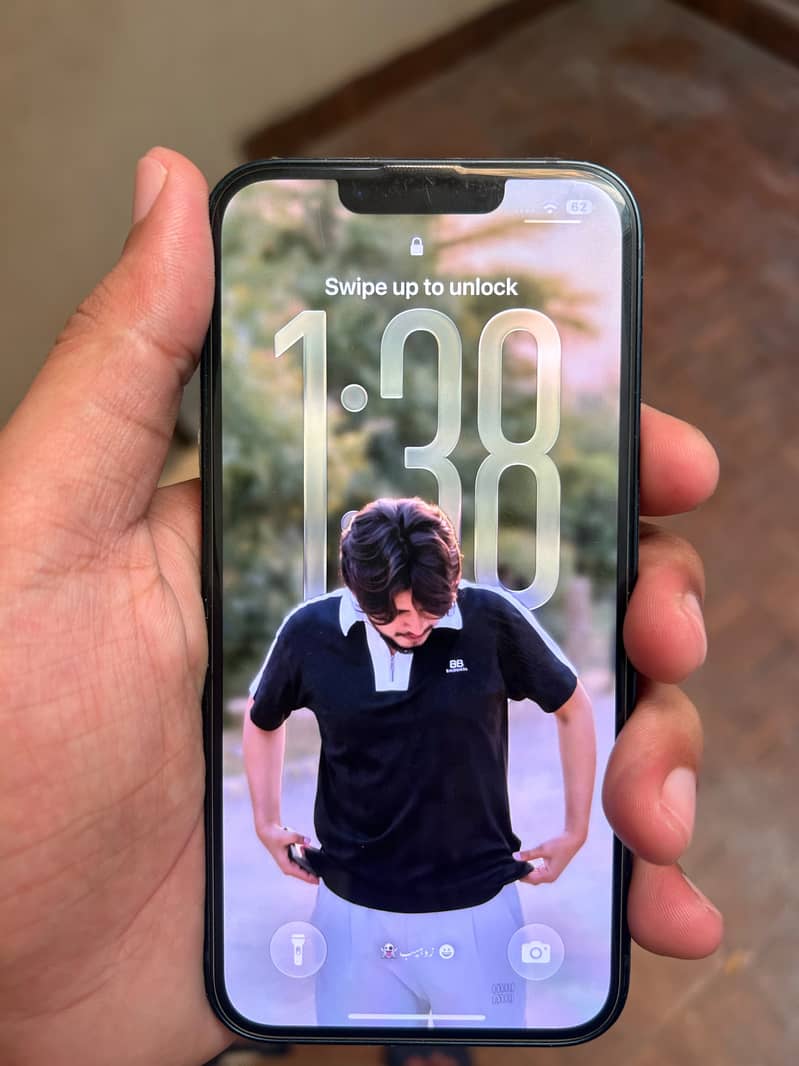 Apple iPhone 13 3
