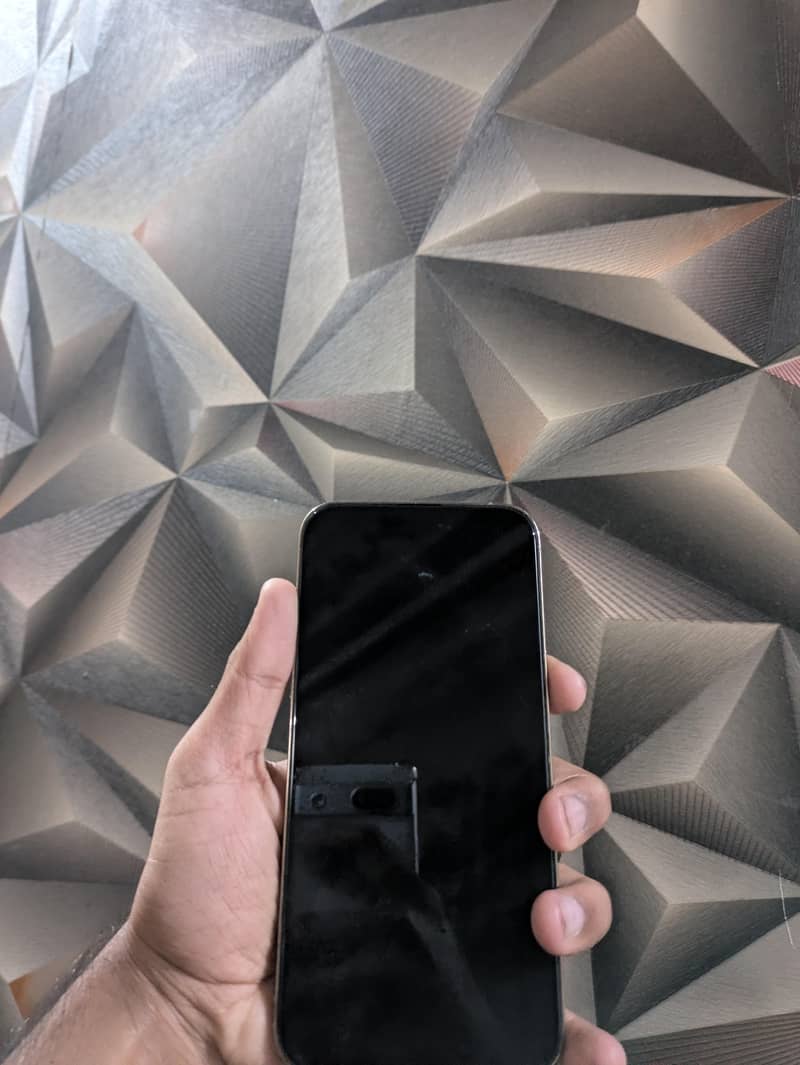 Apple iPhone 14 Pro Max 4