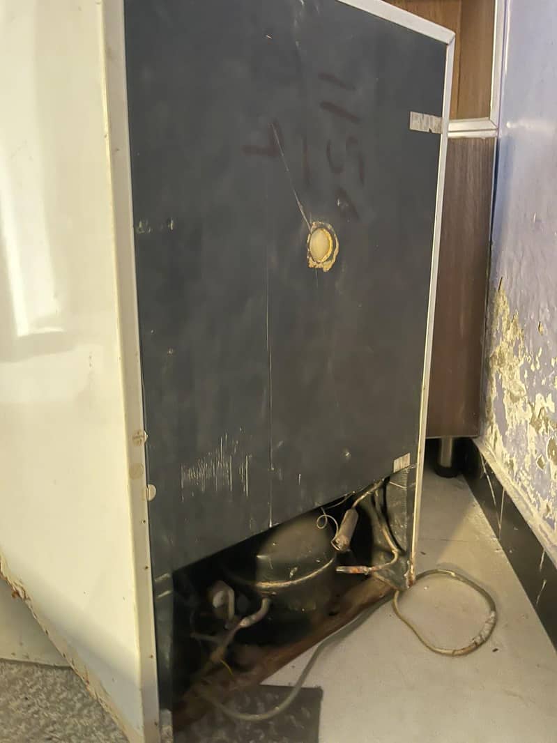 mini refrigerator 4