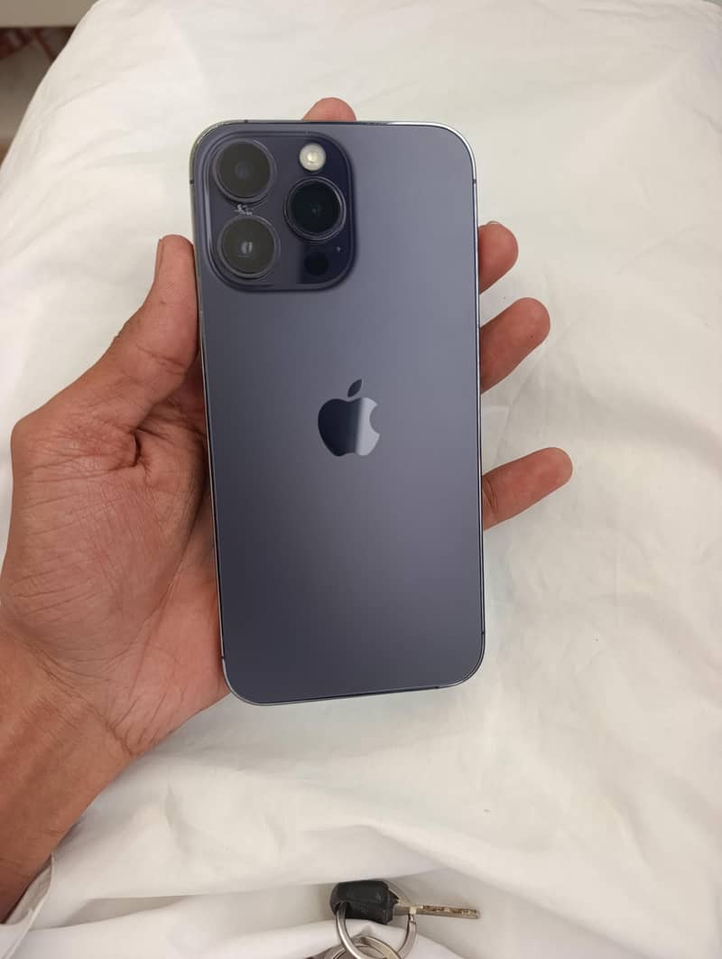 Apple iPhone 14 Pro Max 3