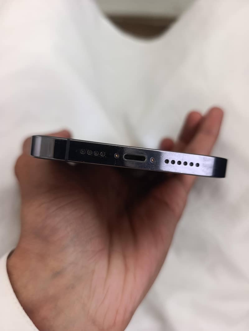 Apple iPhone 14 Pro Max 6