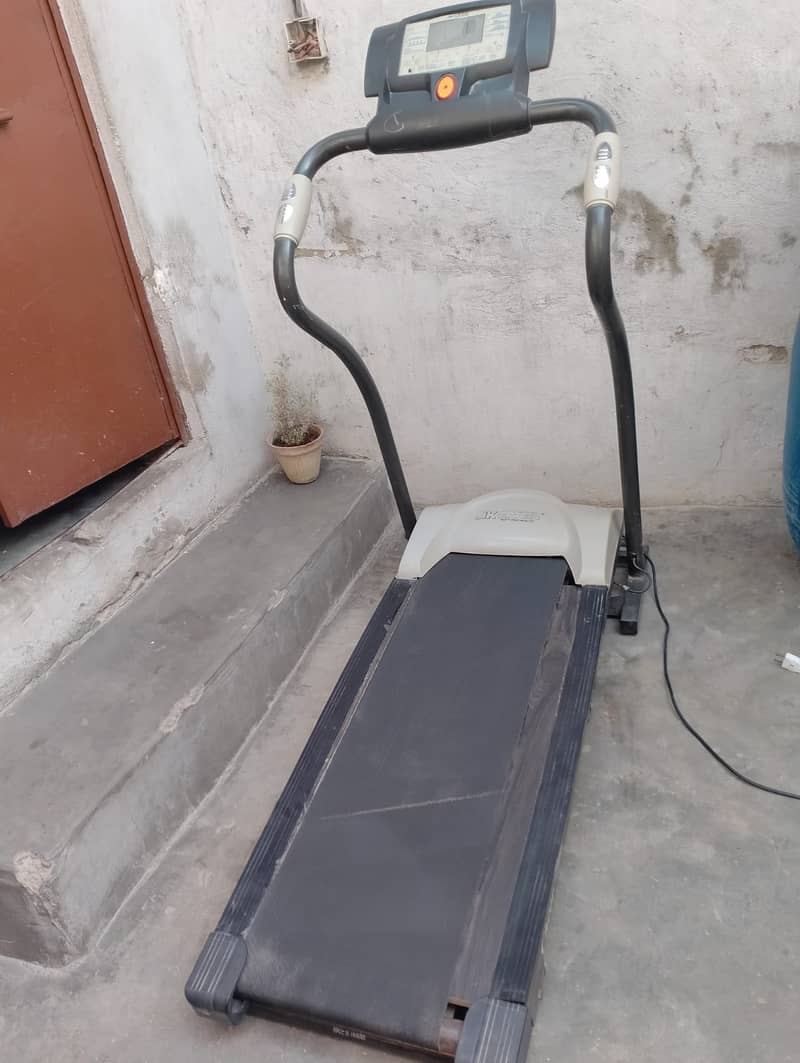 JOGGING MACHINE 4