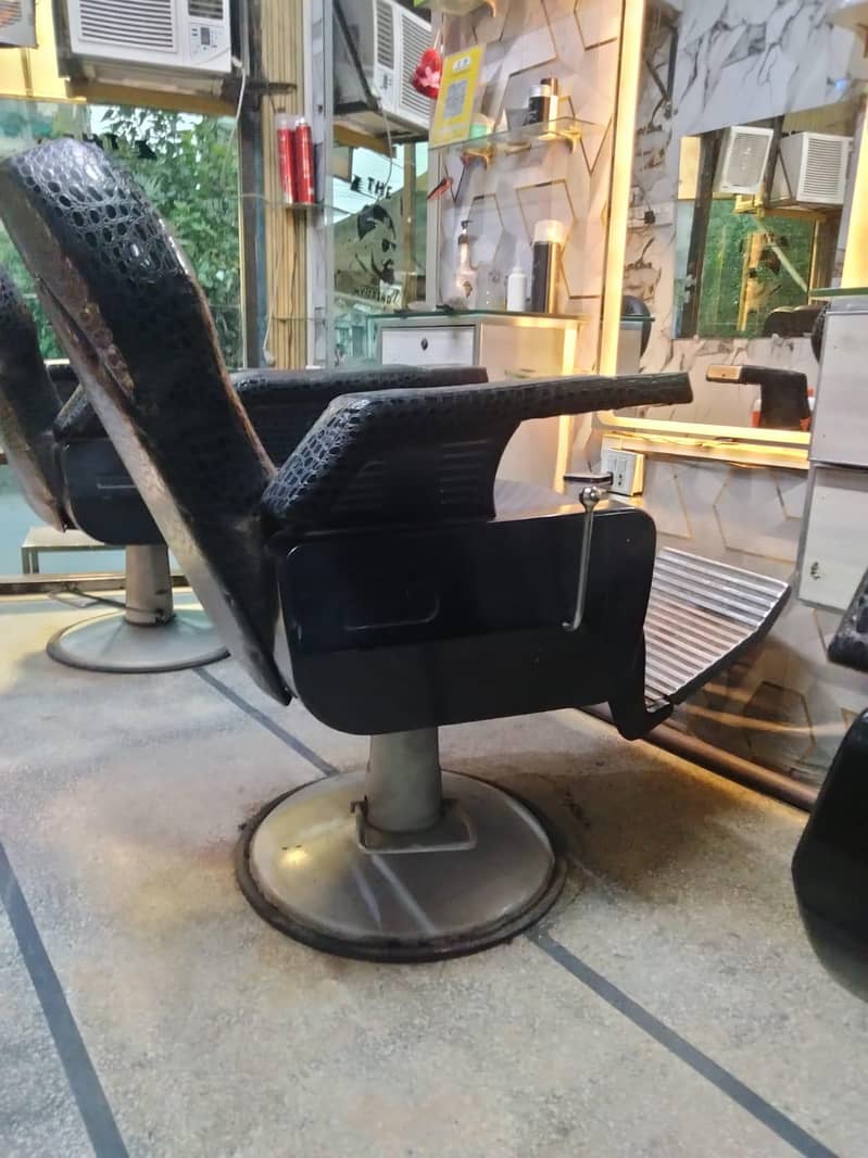 Barber chairs 12