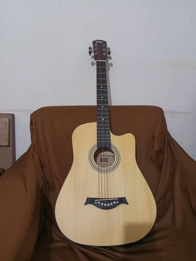 Excellent Condition Guitar for Sale