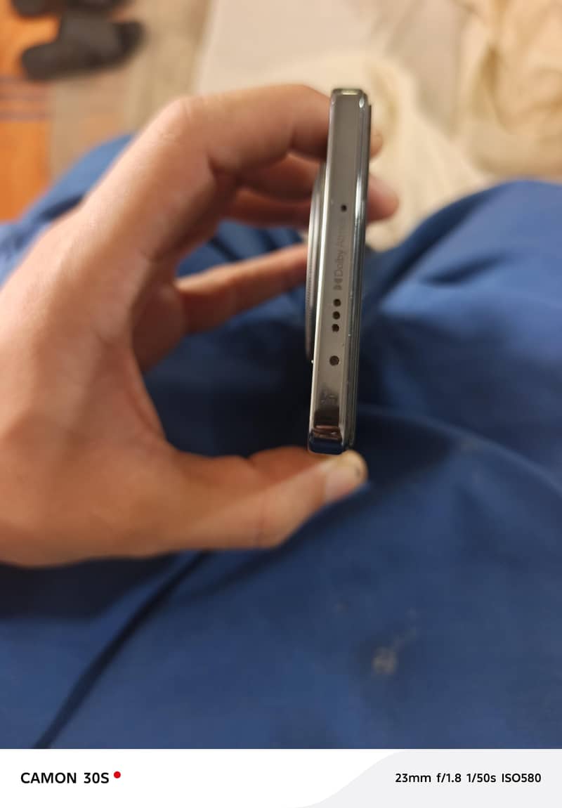 Tecno CAMON 30 . . . 12+12/ 256 4