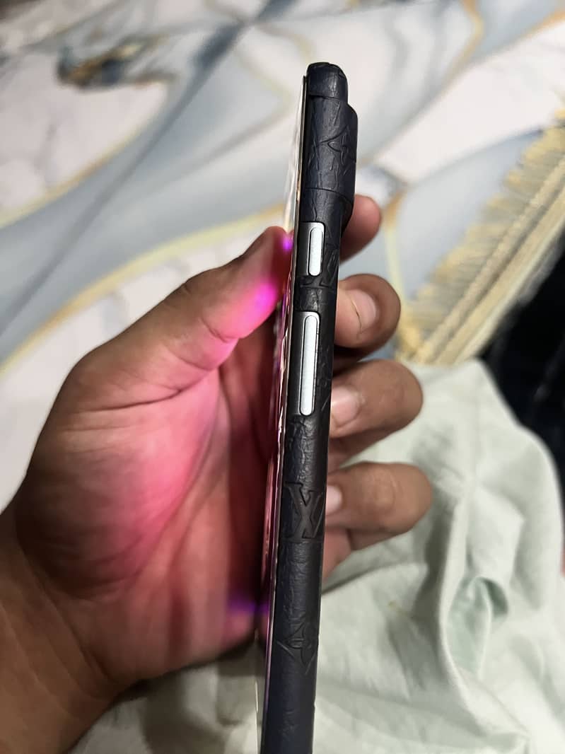 Google Pixel 8 1