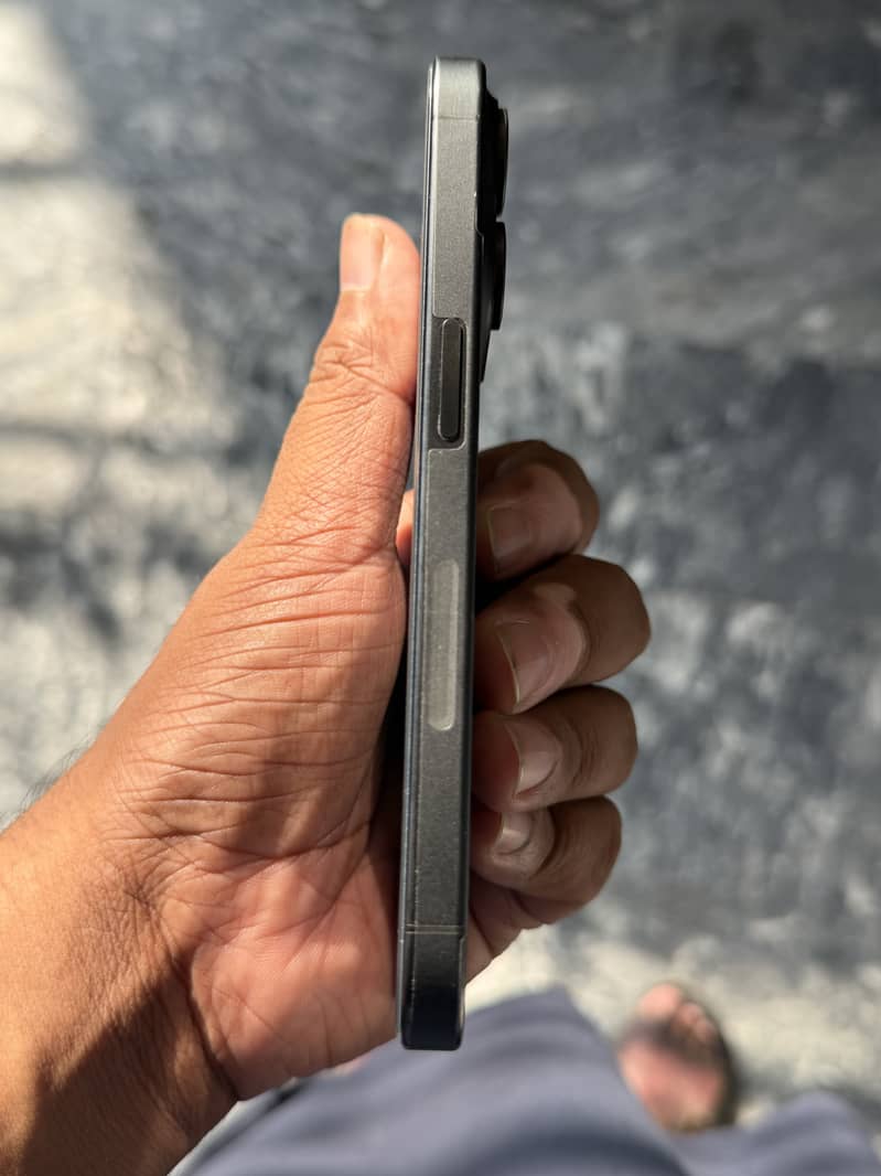 Apple iPhone 15 Pro 5