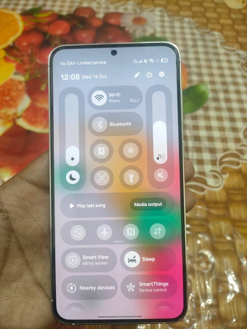 Samsung Mobile S23 Plus 4