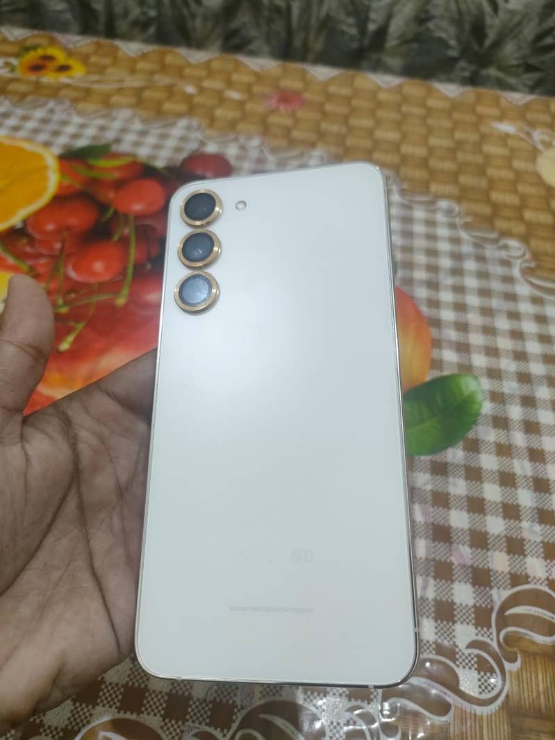 Samsung Mobile S23 Plus 7