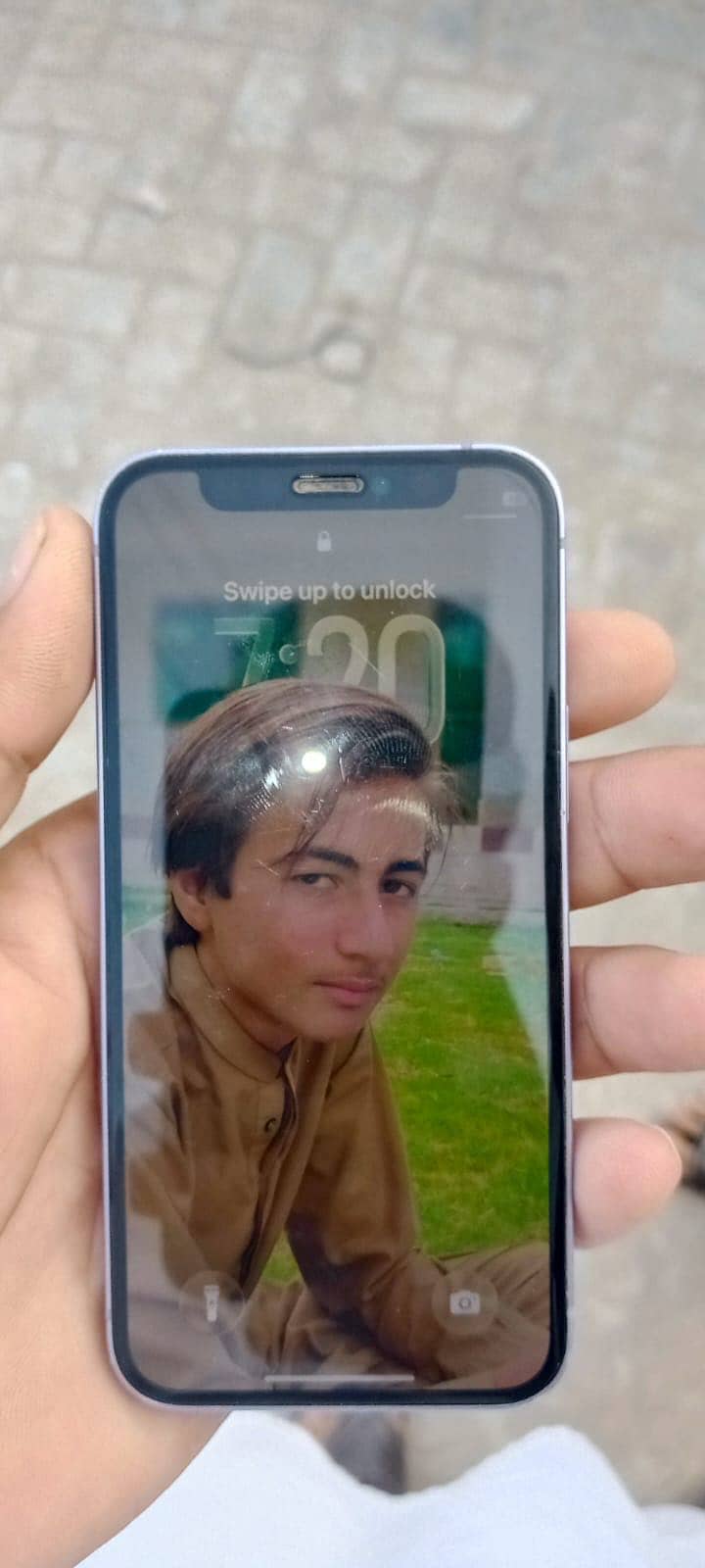 Apple iPhone 12 mini 1