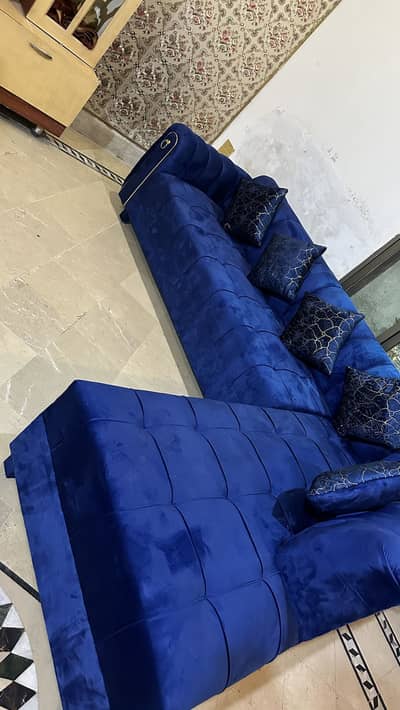 L shaped sofa blue condition 10/10