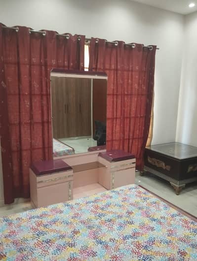 Rooms for rent in DHA phase 7 for females student and working ladies